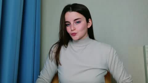 lana_gl online show from May 29, 7:50 am