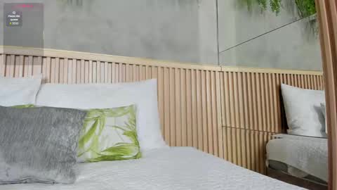 lana_lann online show from September 29, 11:53 am