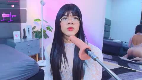 valentino moon online show from March 20, 11:54 pm