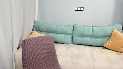 Lana online show from November 10, 2:20 pm