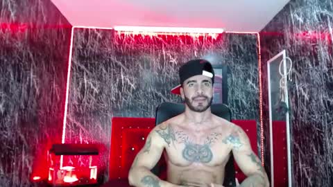 Lancelot Benwick online show from January 31, 8:11 am