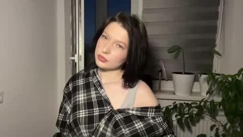 Sarah online show from March 2, 3:52 pm