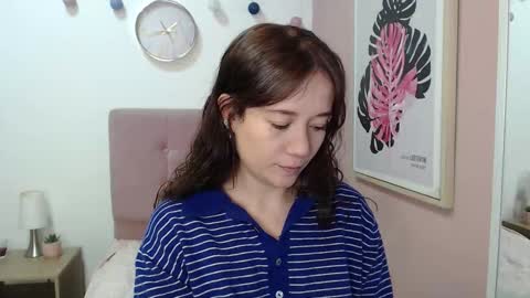 Lanna online show from December 2, 1:20 pm