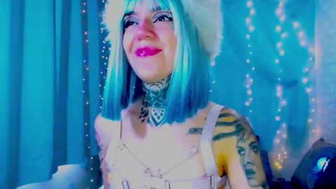 LANNIE   online show from March 3, 2:35 pm