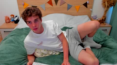 Fandi online show from April 6, 11:11 am