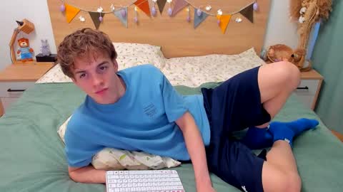 Fandi online show from February 12, 1:26 pm