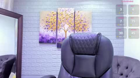      700  200   online show from February 26, 7:50 pm