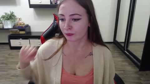 Laralianna online show from September 23, 1:49 pm