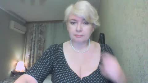 laramrs online show from February 27, 5:27 pm