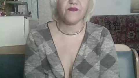 larisaq4ugo24 online show from February 10, 8:17 am