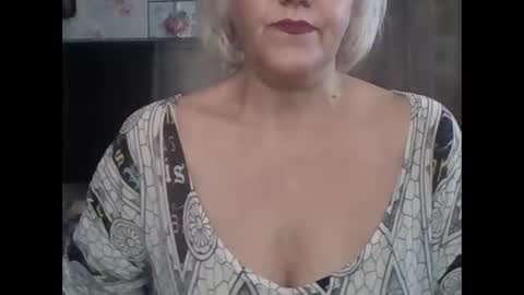 larisaq4ugo24 online show from November 2, 8:58 am