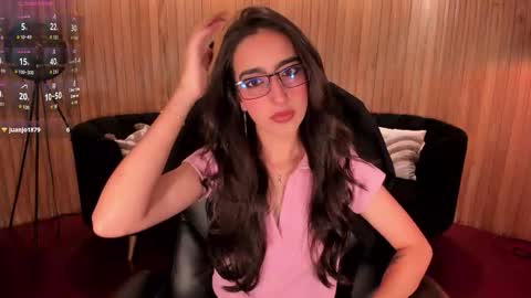 Larisa Smirnov online show from February 15, 6:04 am