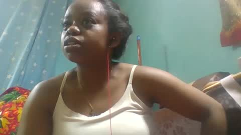 larissa645771 online show from April 15, 6:00 pm