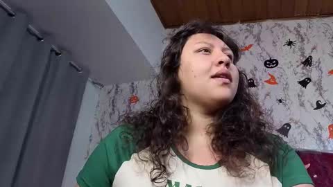 larissa_antonella online show from October 24, 4:57 am
