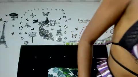  L A R I S S A  online show from January 6, 5:22 am