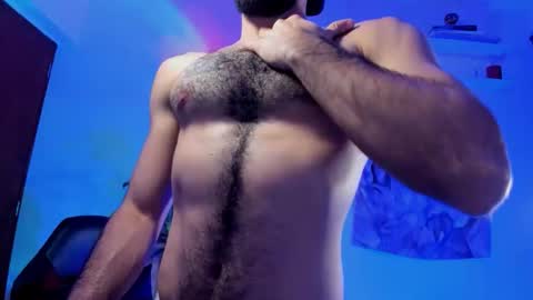 larry_stewart online show from December 13, 11:00 pm