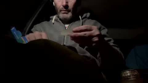 larrythelover23 online show from April 19, 5:52 am