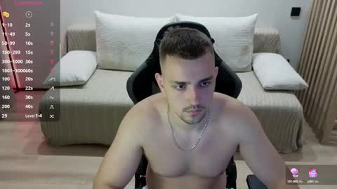 Snapshot of larstar01 chatting on September 21, 9:30 pm Lars online show from September 21, 9:30 pm