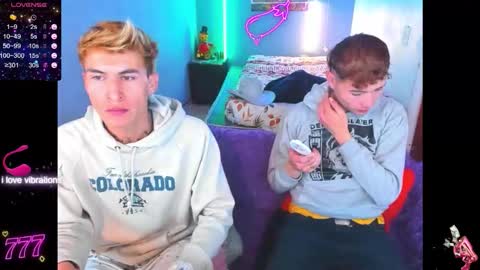 latin_boysxxx_ online show from February 19, 6:40 pm