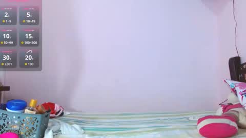 Snapshot of latina35morena chatting on October 8, 12:18 am MORENA online show from October 8, 12:18 am