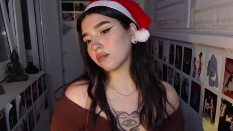 miiiiiiaaaa online show from December 16, 8:48 pm