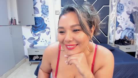Snapshot of latinaholequeen chatting on September 16, 2:42 pm EMMA online show from September 16, 2:42 pm