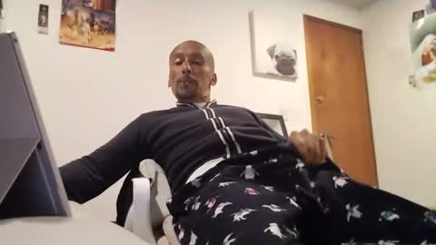 latinhardfucker1980 online show from January 22, 9:46 am