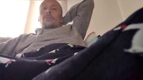 latinhardfucker1980 online show from December 27, 2:01 pm