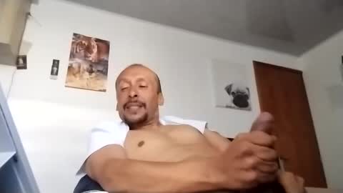 latinhardfucker1980 online show from January 19, 12:39 pm