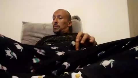 latinhardfucker1980 online show from December 31, 3:45 am