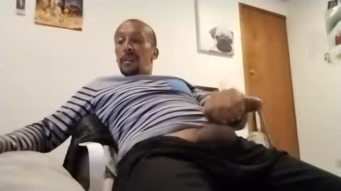 latinhardfucker1980 online show from January 17, 8:02 am