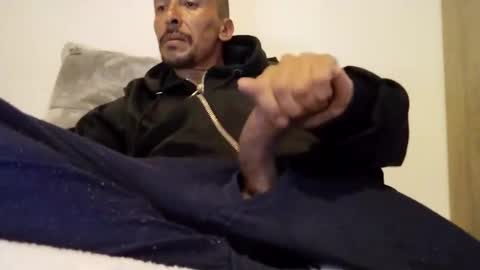 latinhardfuker1980 online show from February 1, 2:16 am