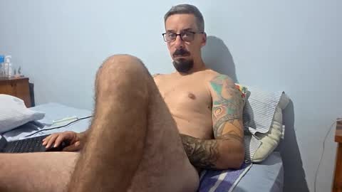 latinheat95 online show from February 25, 9:29 pm