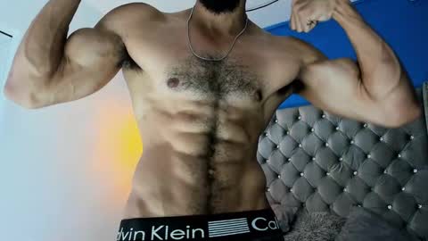 Snapshot of latinhotboys1 chatting on March 3, 11:33 am Zeus online show from March 3, 11:33 am