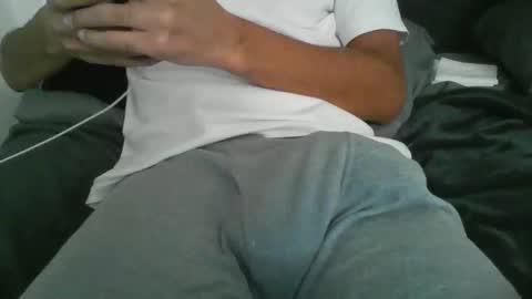 latinman7945 online show from November 24, 8:35 am