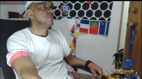 latinmartin254 online show from June 17, 1:10 am