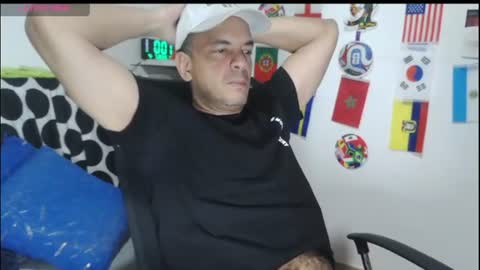 latinmartin254 online show from July 4, 5:00 am