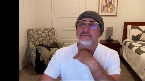 QS - INDEPENDENT MODEL online show from January 15, 5:27 am