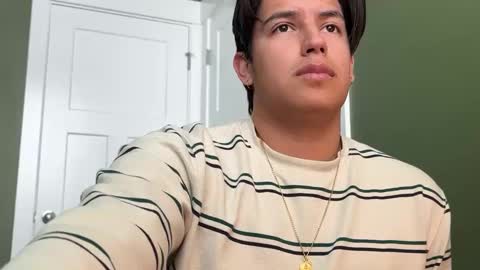 latino_hotcb1 online show from February 14, 8:05 pm