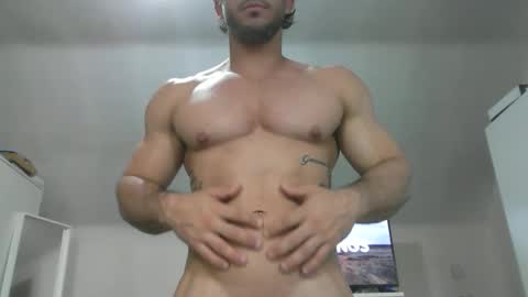 latino_rodri online show from May 12, 5:00 pm