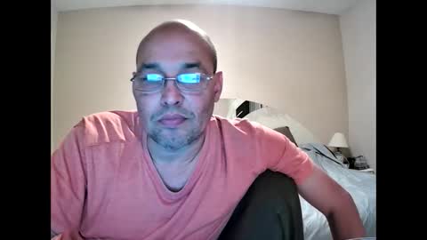 Snapshot of latinoinfla chatting on January 18, 2:58 am latinoinfla online show from January 18, 2:58 am