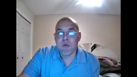 Snapshot of latinoinfla chatting on February 2, 2:59 am latinoinfla online show from February 2, 2:59 am