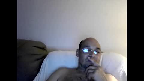 Snapshot of latinoinfla chatting on February 16, 2:53 am latinoinfla online show from February 16, 2:53 am