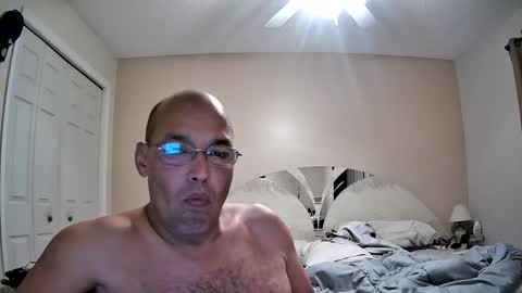 Snapshot of latinoinfla chatting on September 26, 2:41 am latinoinfla online show from September 26, 2:41 am