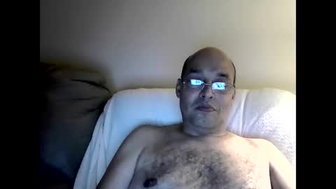 Snapshot of latinoinfla chatting on February 1, 2:58 am latinoinfla online show from February 1, 2:58 am