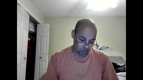 Snapshot of latinoinfla chatting on December 1, 8:22 pm latinoinfla online show from December 1, 8:22 pm