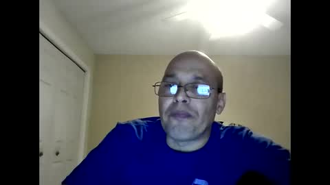 Snapshot of latinoinfla chatting on January 4, 3:40 am latinoinfla online show from January 4, 3:40 am