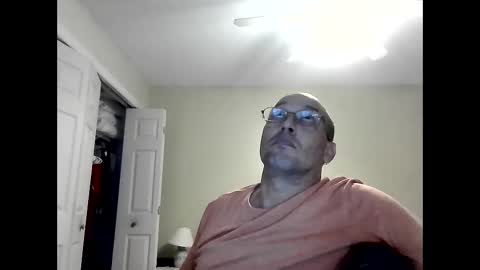 Snapshot of latinoinfla chatting on December 1, 11:51 pm latinoinfla online show from December 1, 11:51 pm