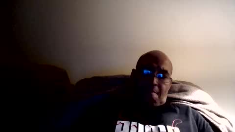 Snapshot of latinoinfla chatting on September 10, 2:01 am latinoinfla online show from September 10, 2:01 am