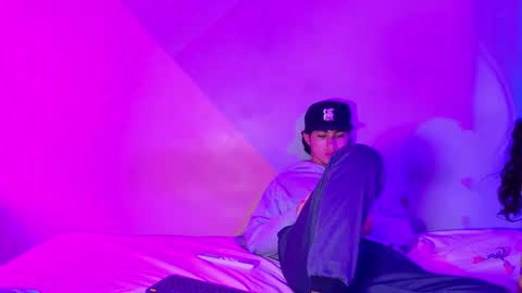 laura_and_kevin online show from October 2, 3:22 pm